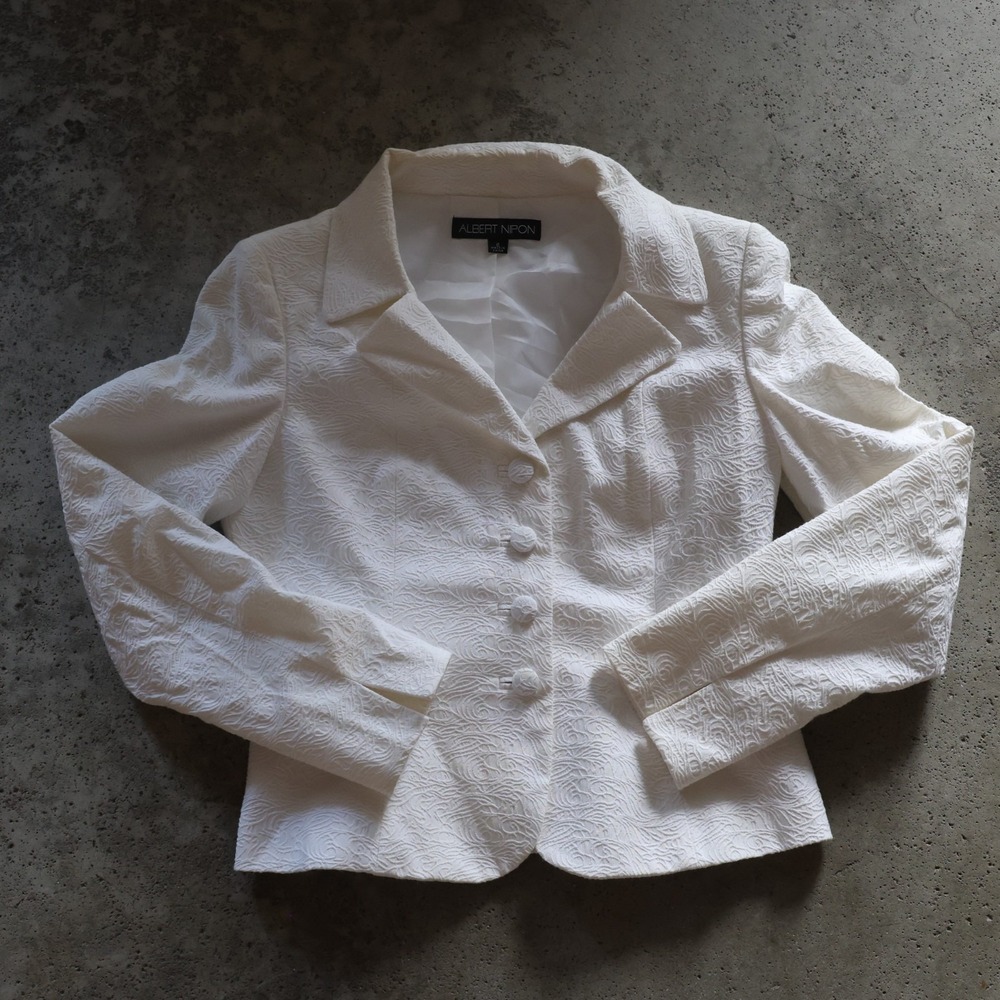 Albert Nipon Cropped Blazer Women's Size 6 White Textured Brocade Jacket